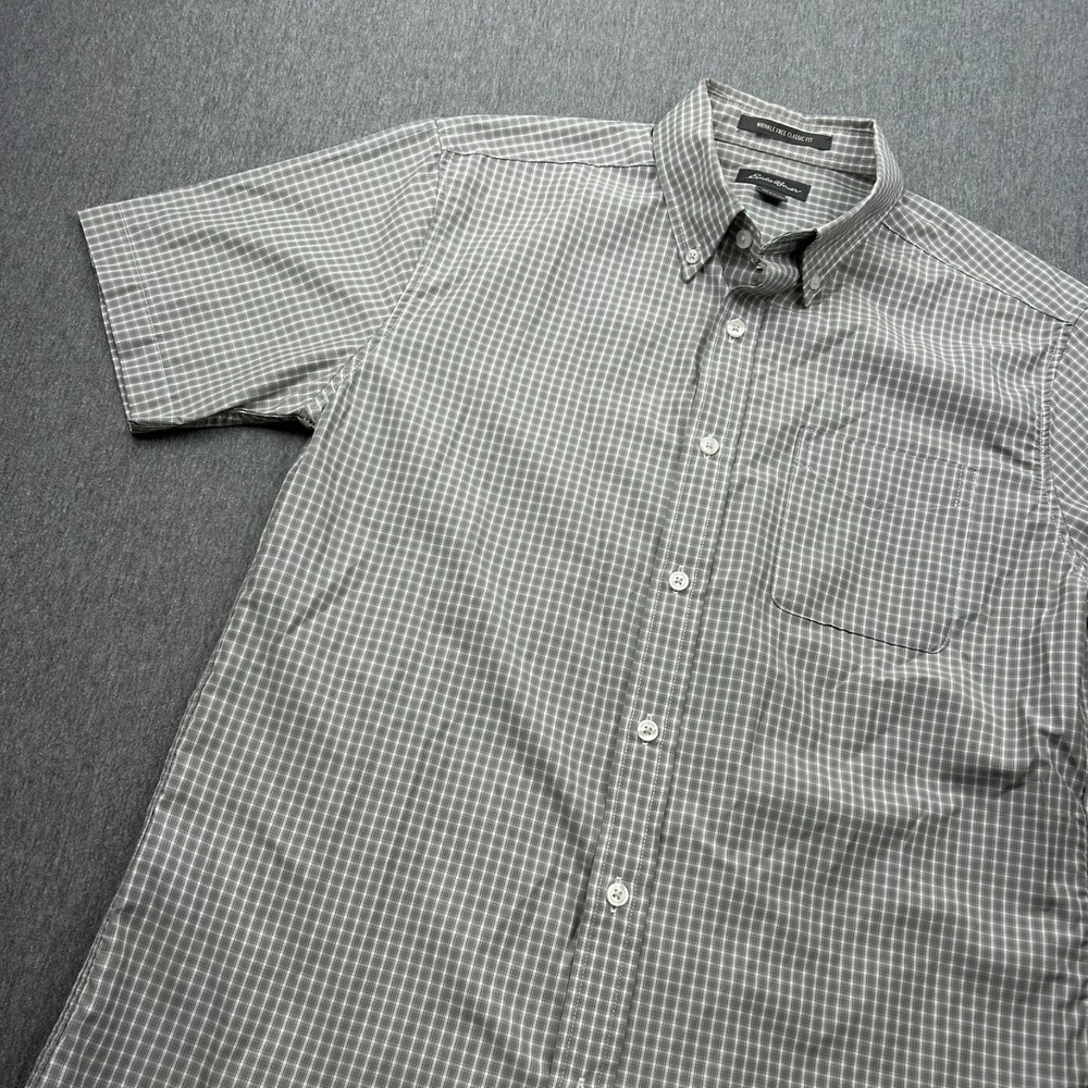 Eddie Bauer Classic Fit Short Sleeve Button Down Shirt Mens Medium Gray Plaid